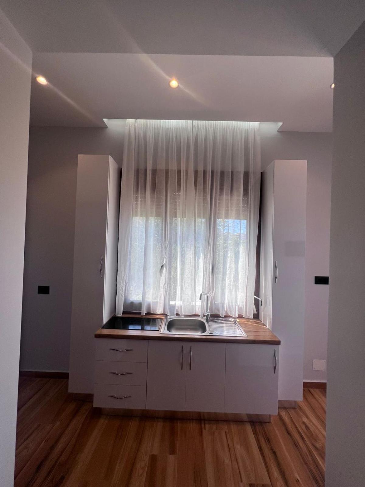 Vila Magis Vlore Luaran gambar