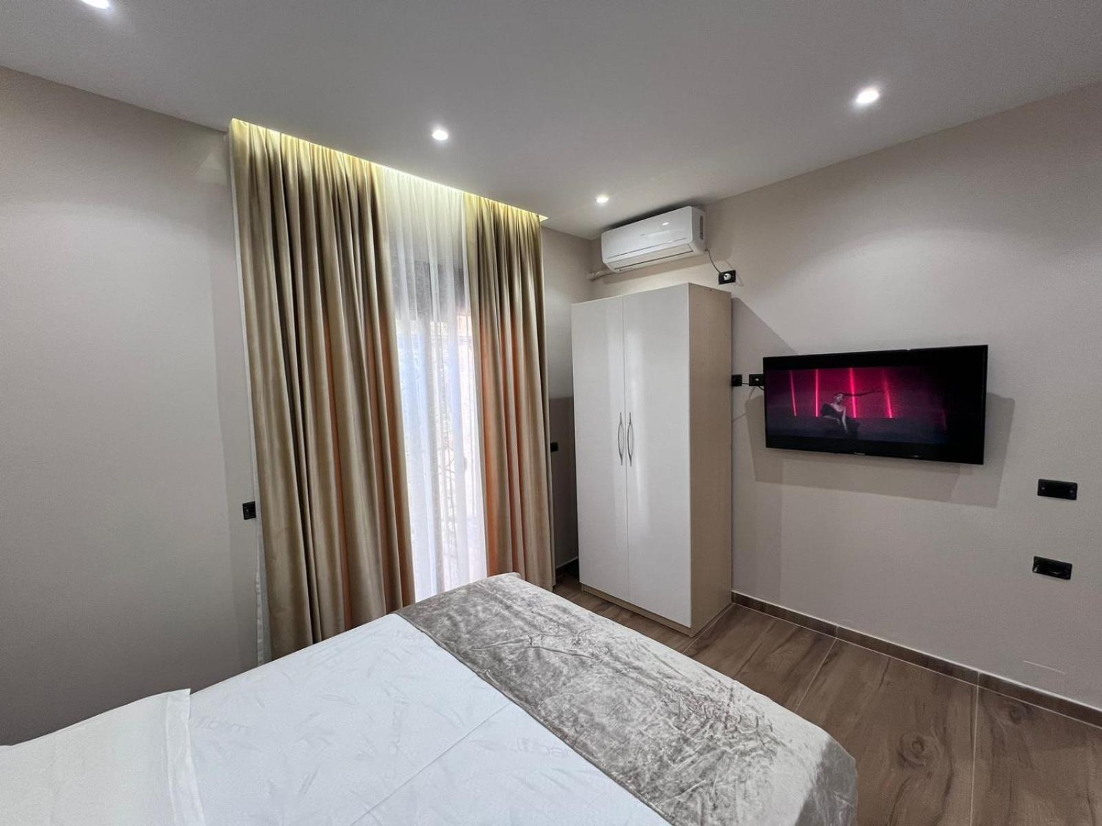 Vila Magis Vlore Luaran gambar